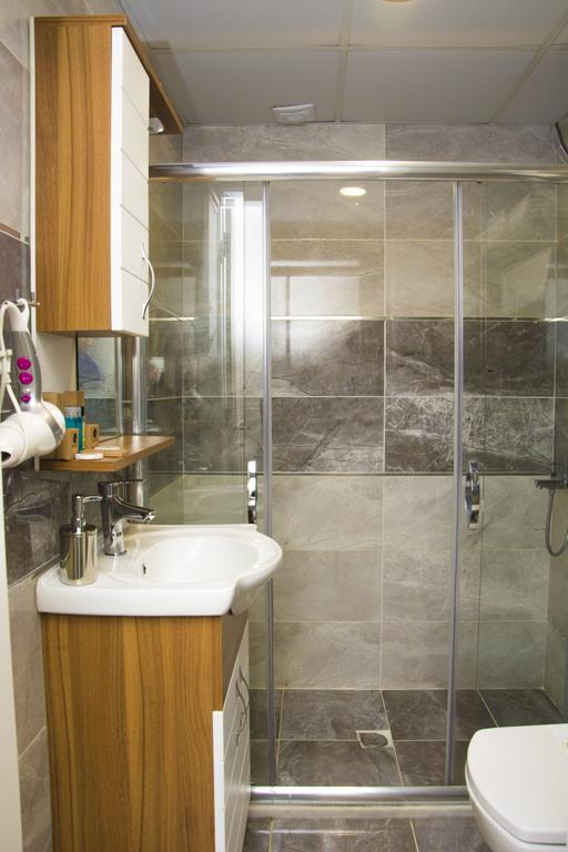 Deep Hotel Истанбул Екстериор снимка