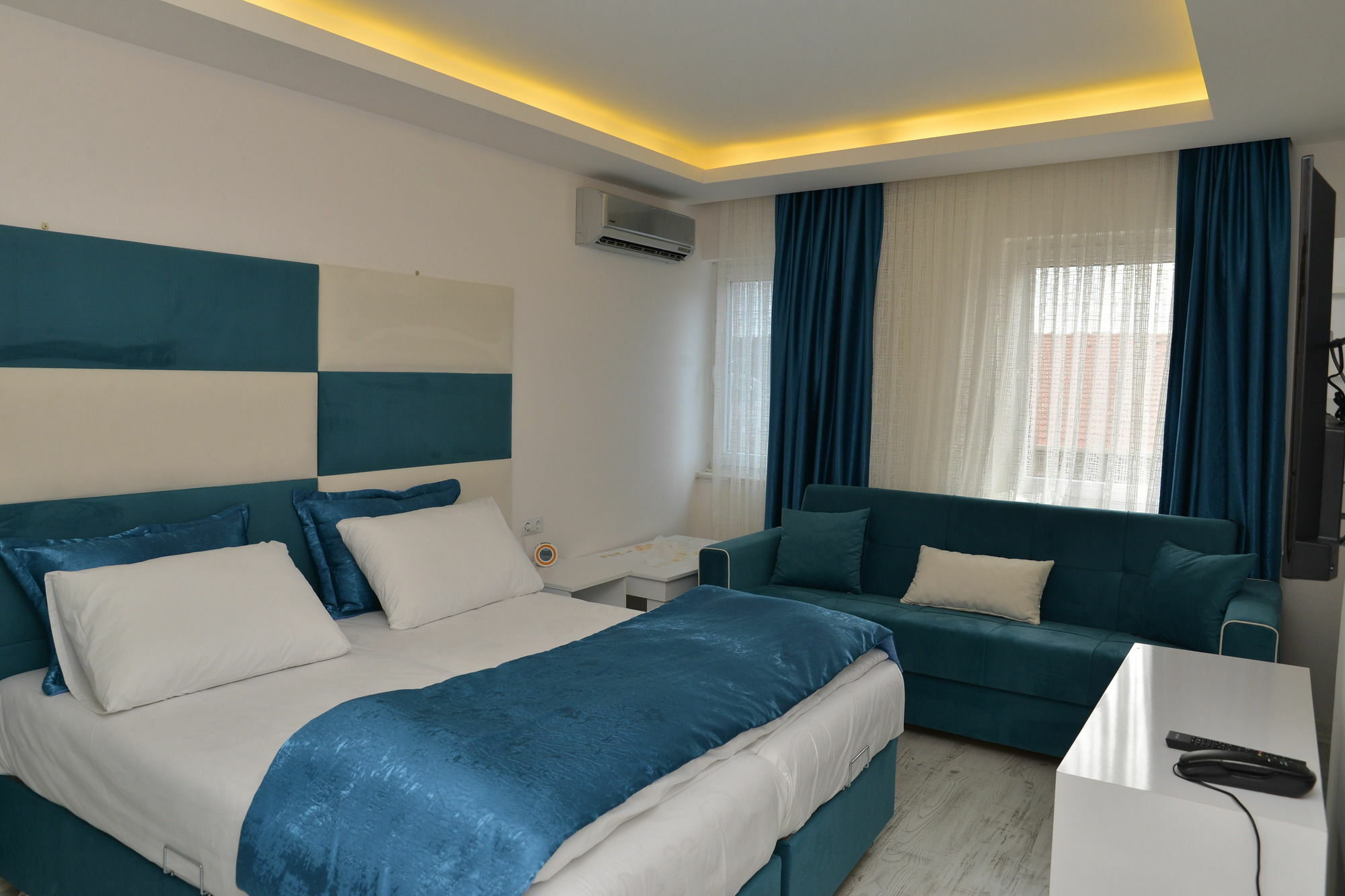 Deep Hotel Истанбул Екстериор снимка